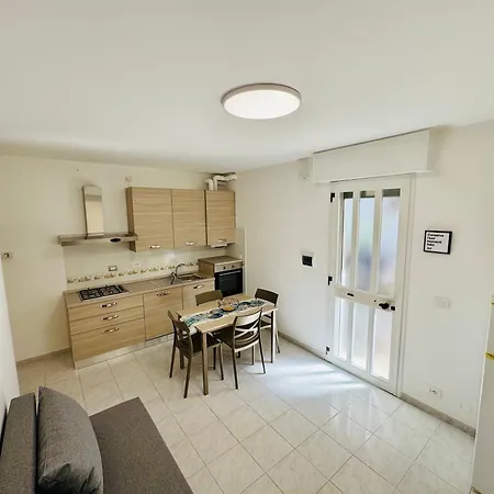 Nido Di Mare Дом отдыха Сан-Бенедетто-дель-Тронто